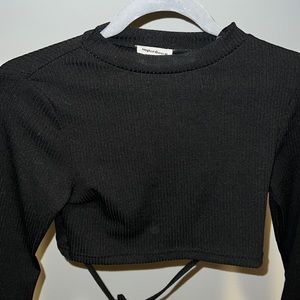 Black crop long sleeve top